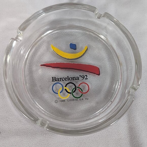 Barcelona Olympics 1992 Glass Ashtray COOB Italy Souvenir Vintage Spain Games - Picture 1 of 7